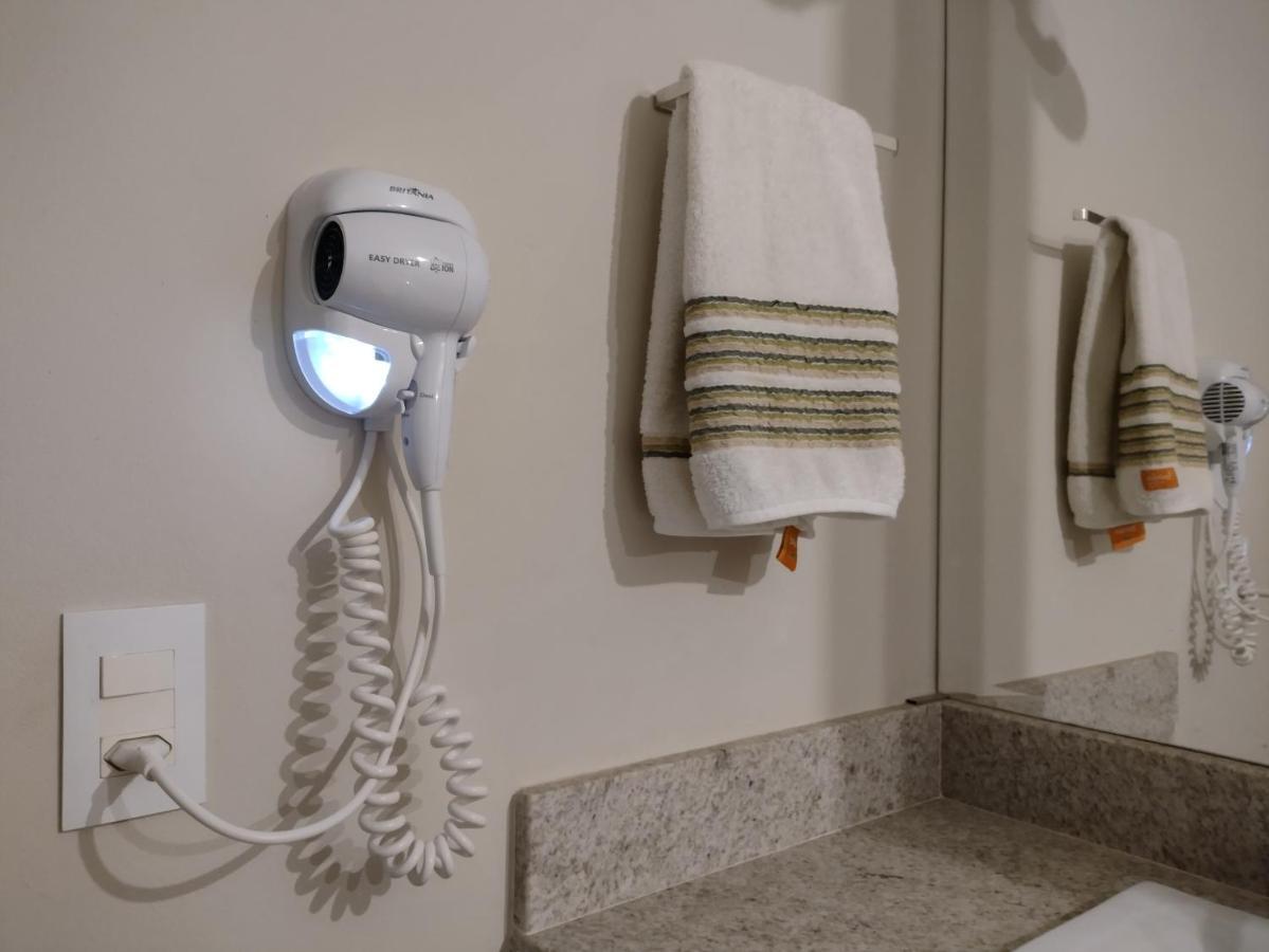 Casa Inteira, Grande Suite, Dois Chuveiros, Sala ,Cozinha E Garagem Privativa Total Conforto, Melhor Que Hotel! Botucatu Kültér fotó